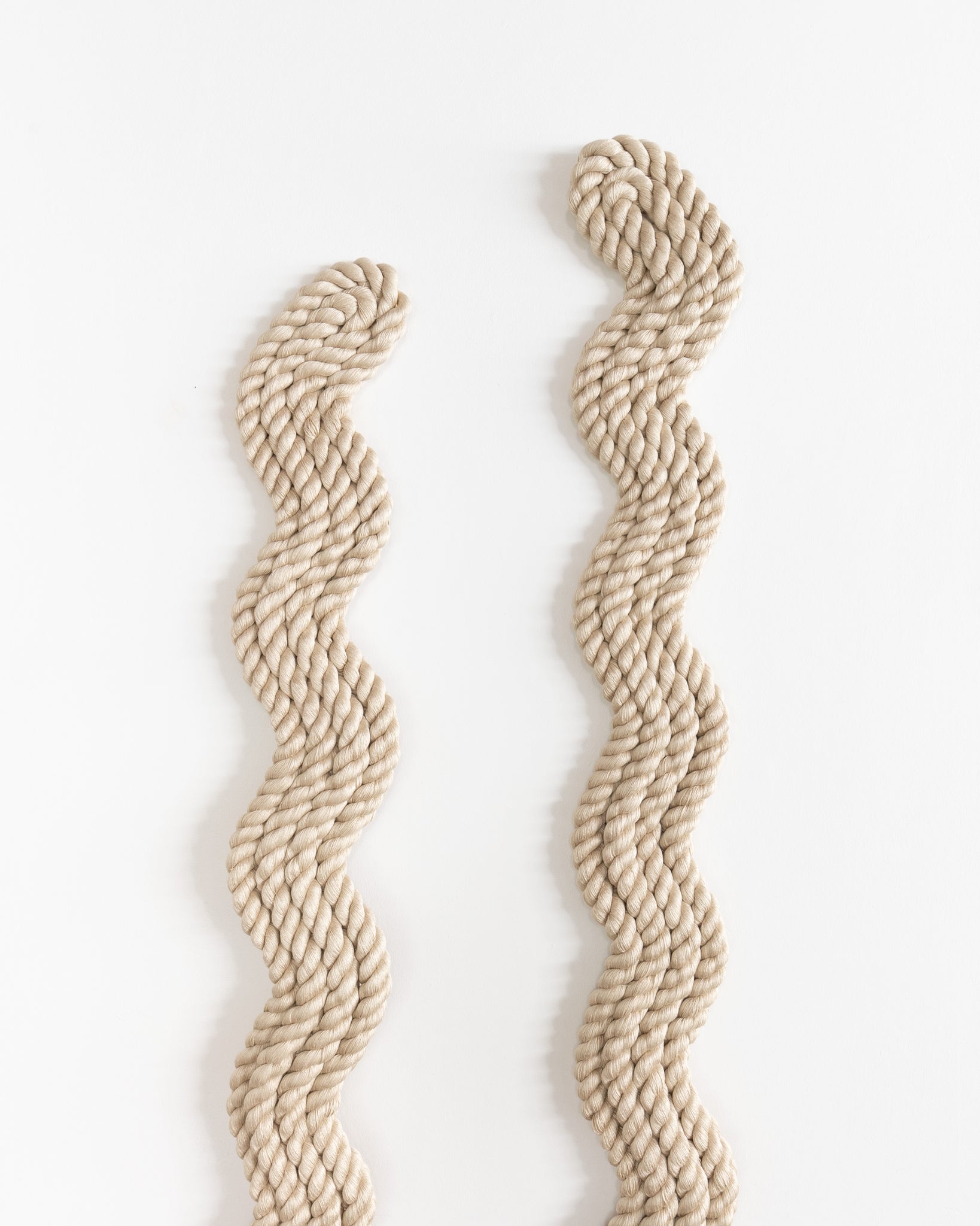 Vertical Rope Squiggle Pair (Sand)