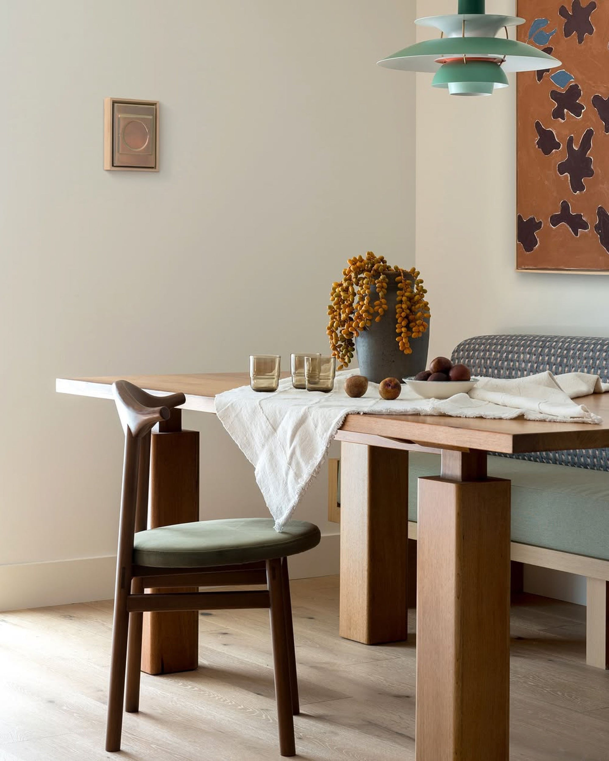 Design by a NABER DESIGN, styling by California Casa Interiors, photography by Charlotte Lea