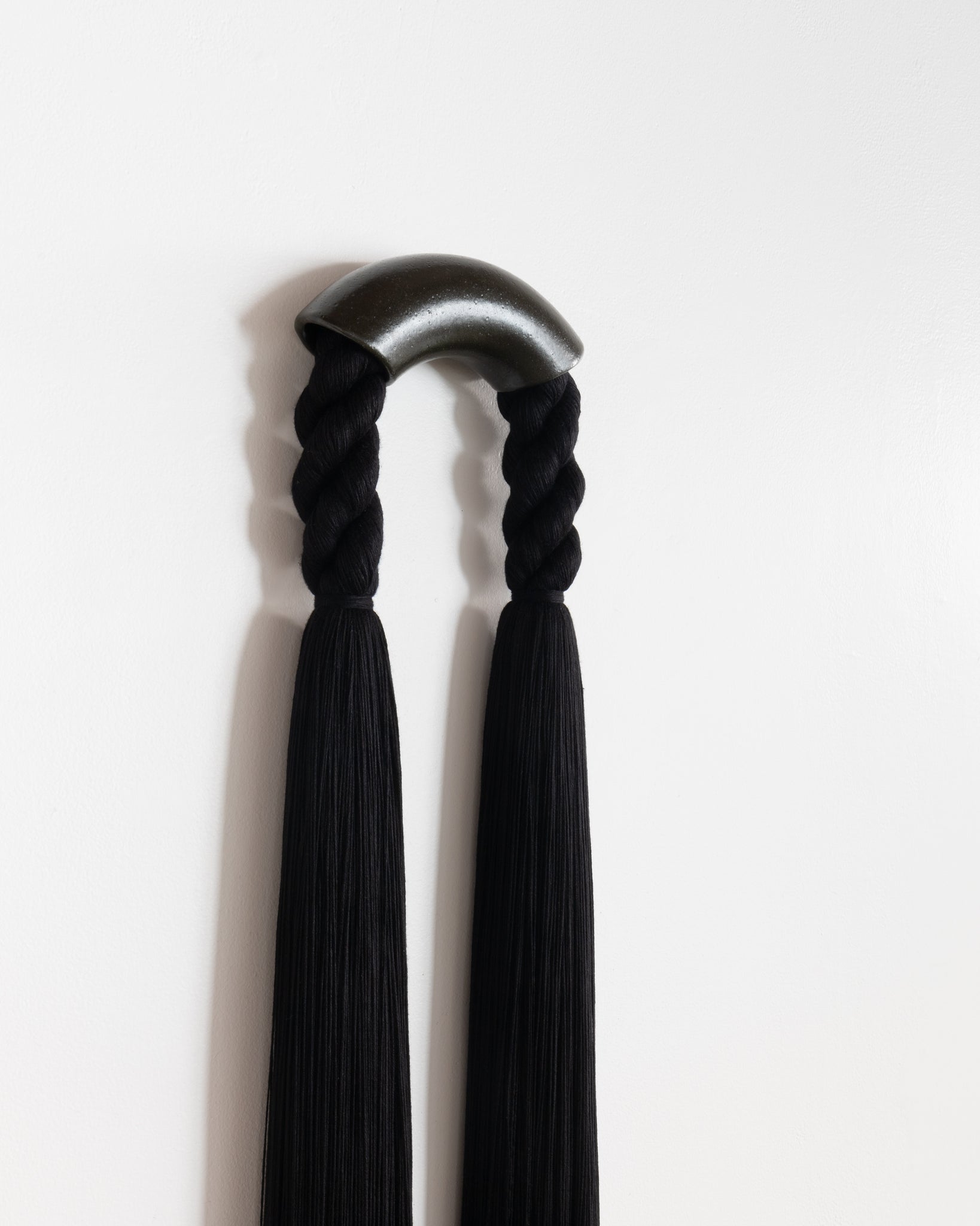 Medium Black Ceramic Semi Arch (Black Rope) 2
