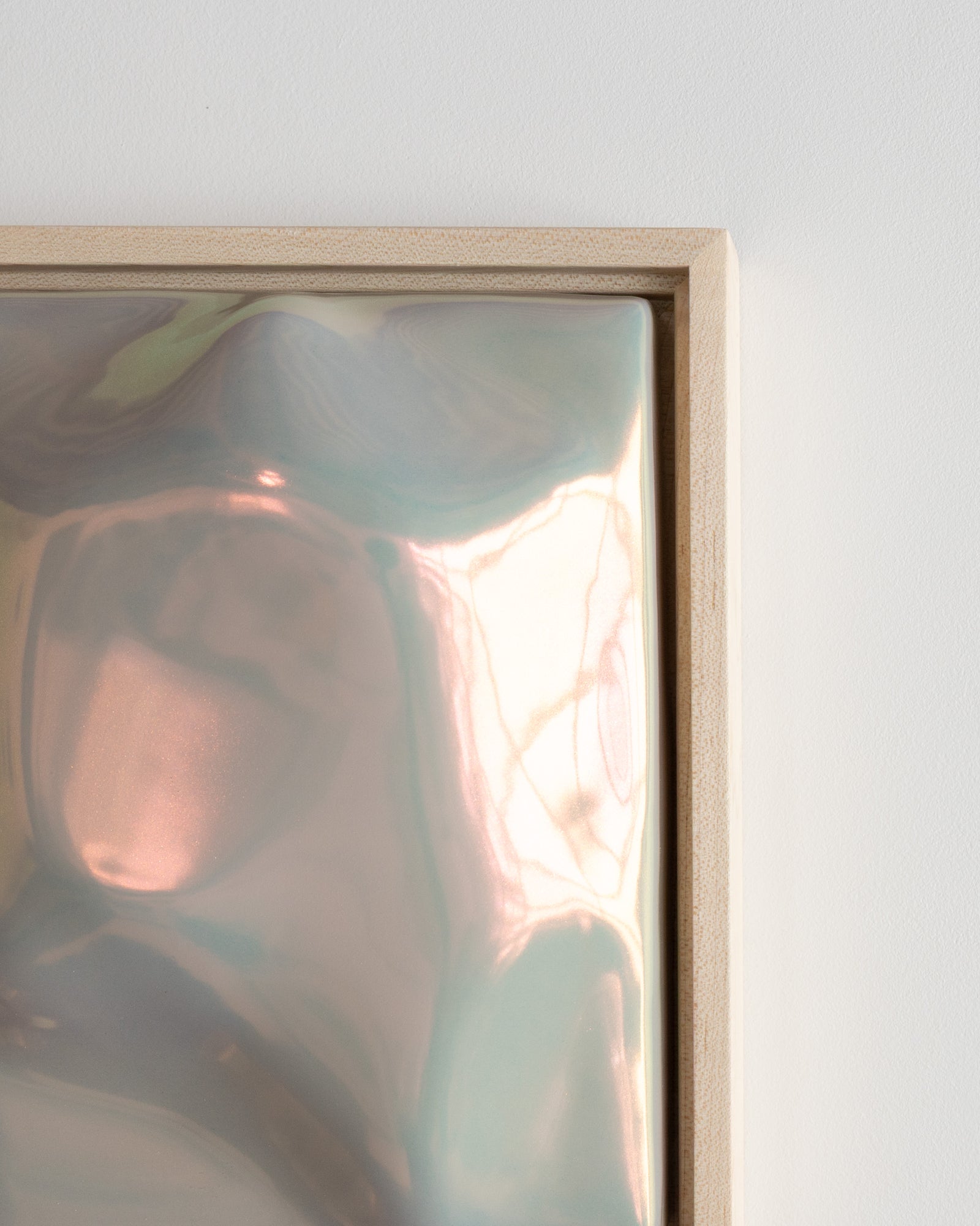 Arp in Soft Taupe Iridescent